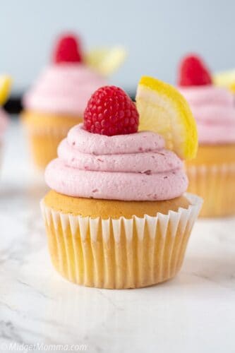 Lemon Raspberry Cupcakes Recipe • MidgetMomma