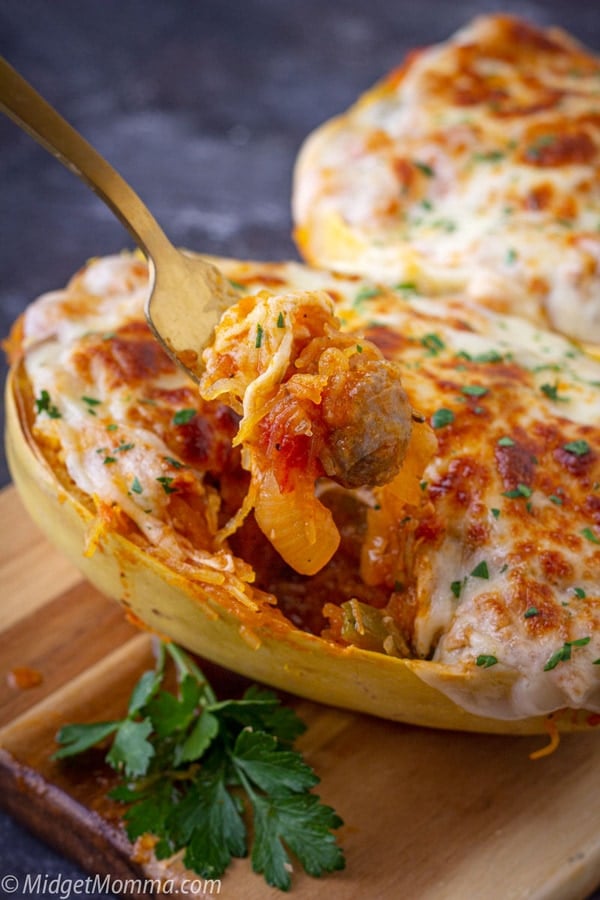 spaghetti squash stuffed with Sausage and peppers 