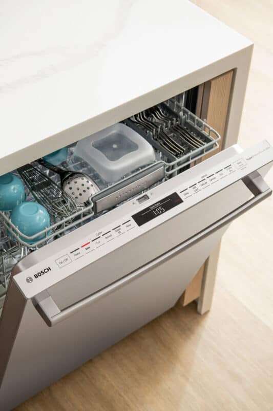 4 Reasons the Bosch 800 Series Crystal Dry Dishwasher Is AWESOME