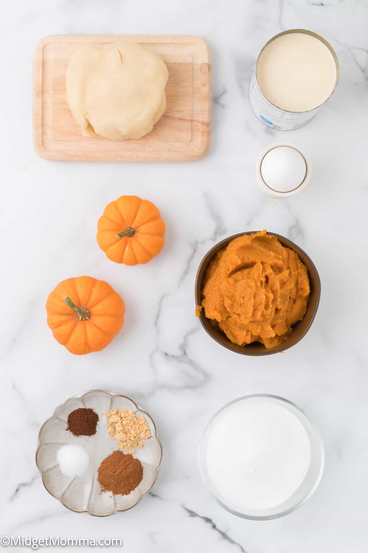 Homemade pumpkin pie recipe ingredients