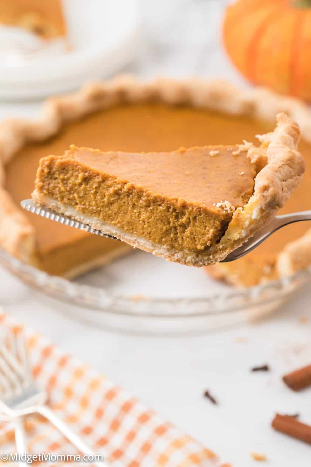 The BEST Homemade Pumpkin Pie! Make Pumpkin Pie from Scratch!
