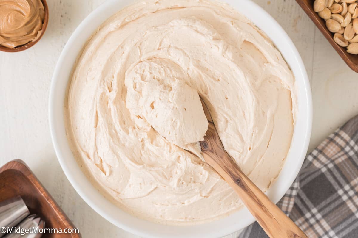 bowl of Peanut butter buttercream frosting 