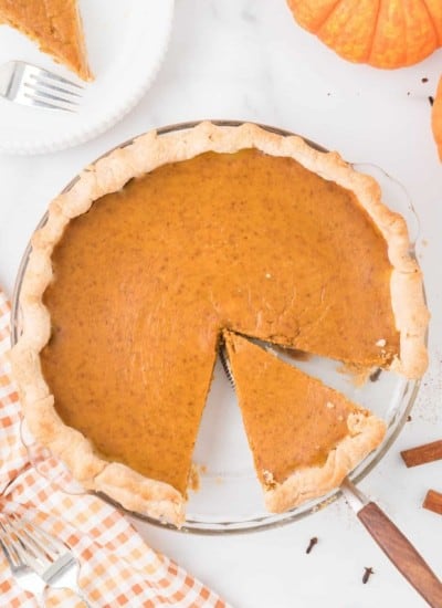 overhead photo of simple pumpkin pie recipe