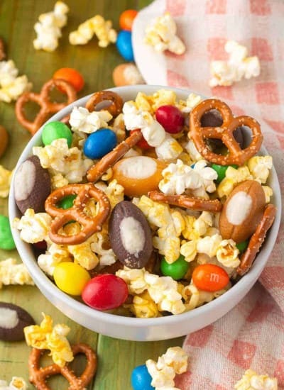 Sweet and Salty Popcorn Snack Mix