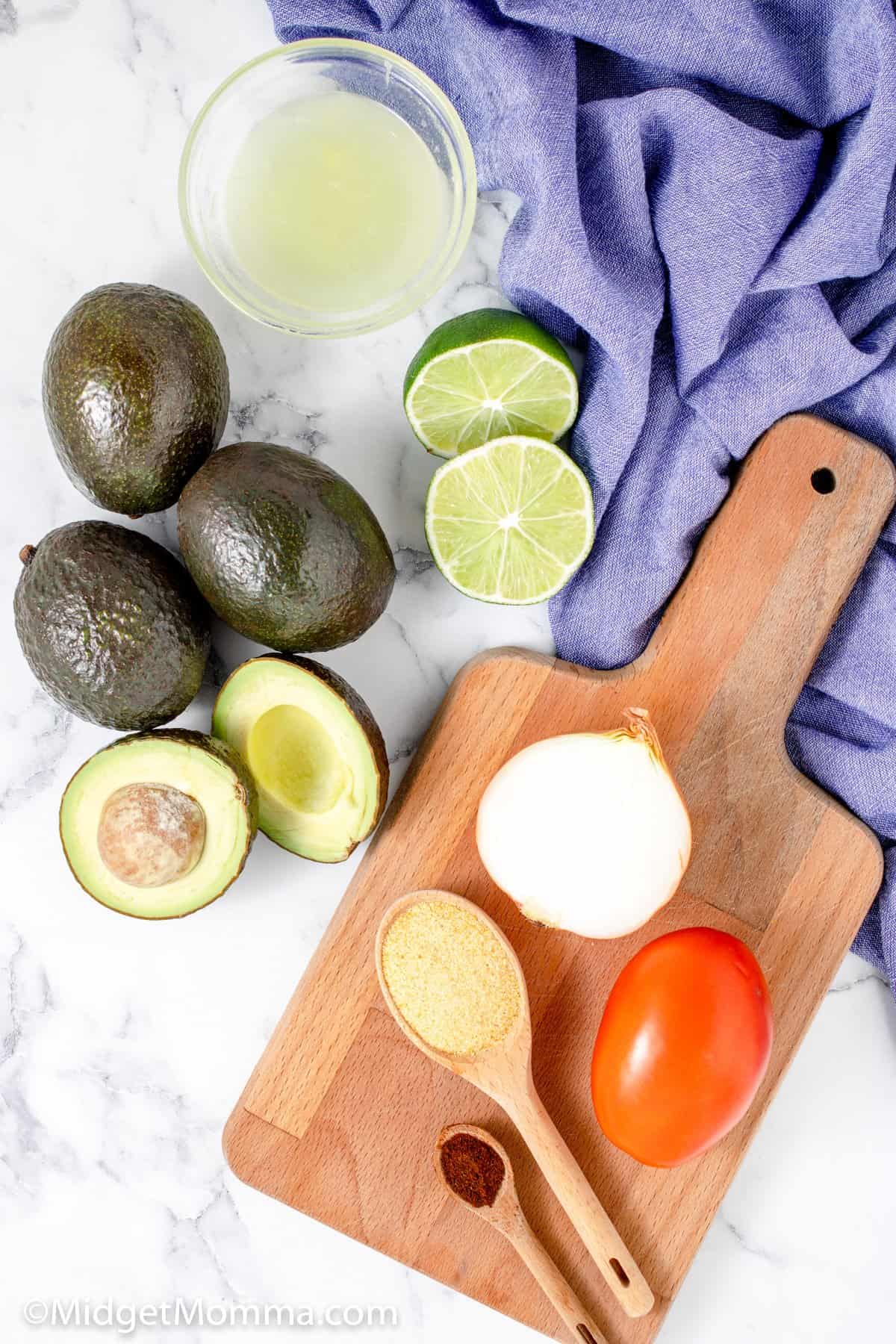 The Best Homemade Guacamole Recipe ingredients