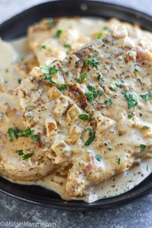 Creamy Roasted Garlic Pork Chops Recipe