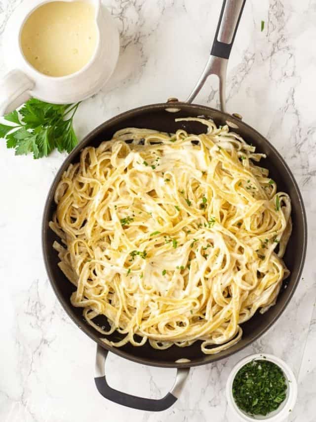 The Best Alfredo Sauce Recipe • MidgetMomma