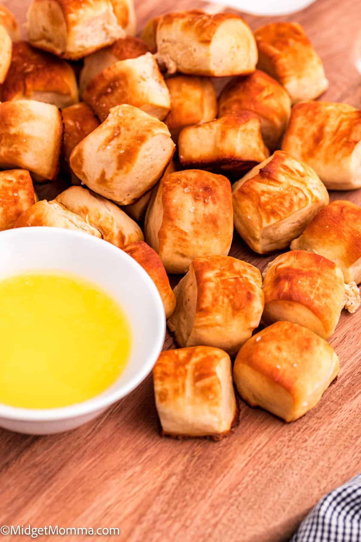 Auntie Anne's pretzel bites recipe