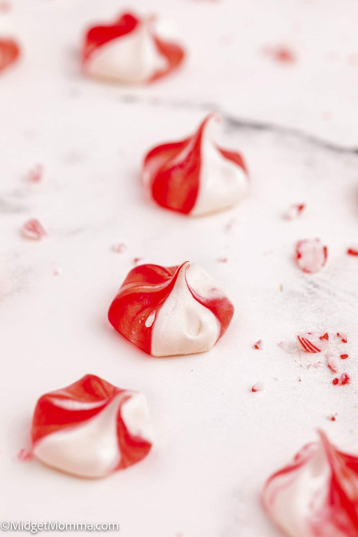 Peppermint Meringue Cookies