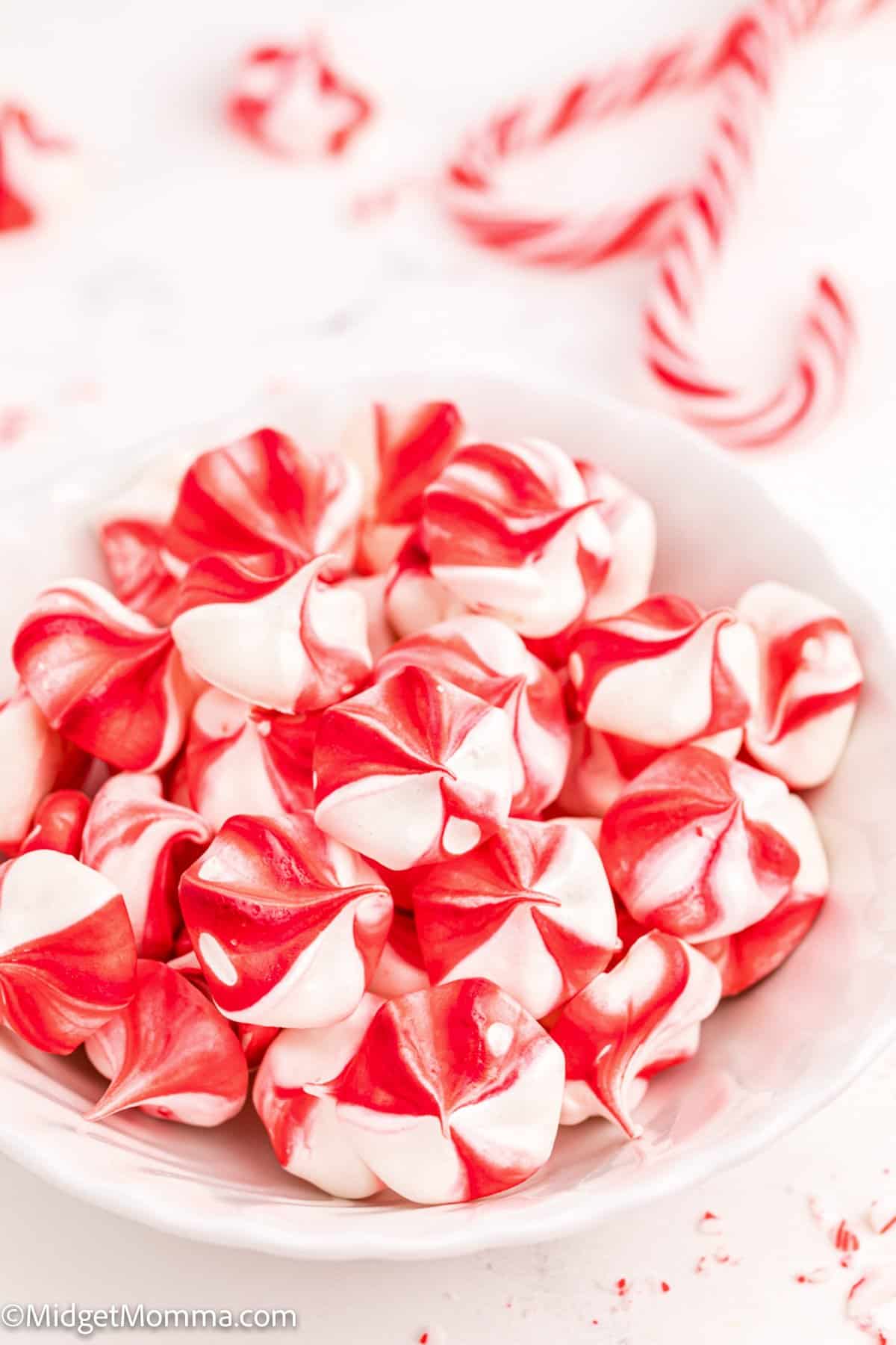 Peppermint Meringue Cookies