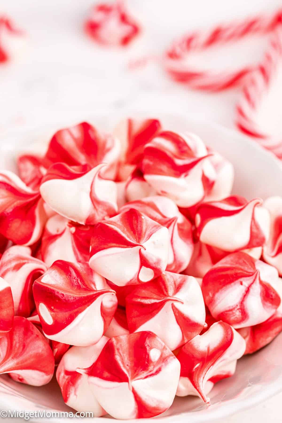 Peppermint Meringue Cookies