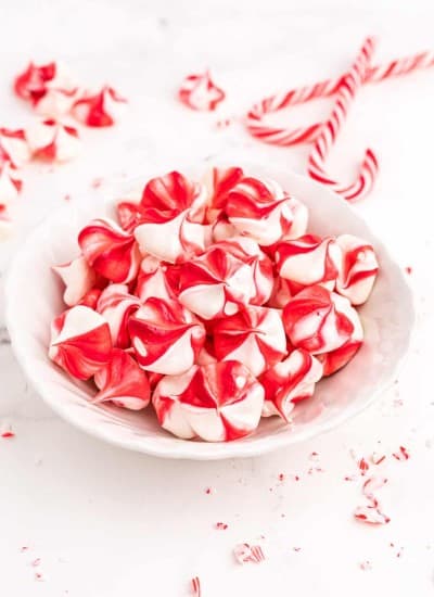 Peppermint Meringue Cookies