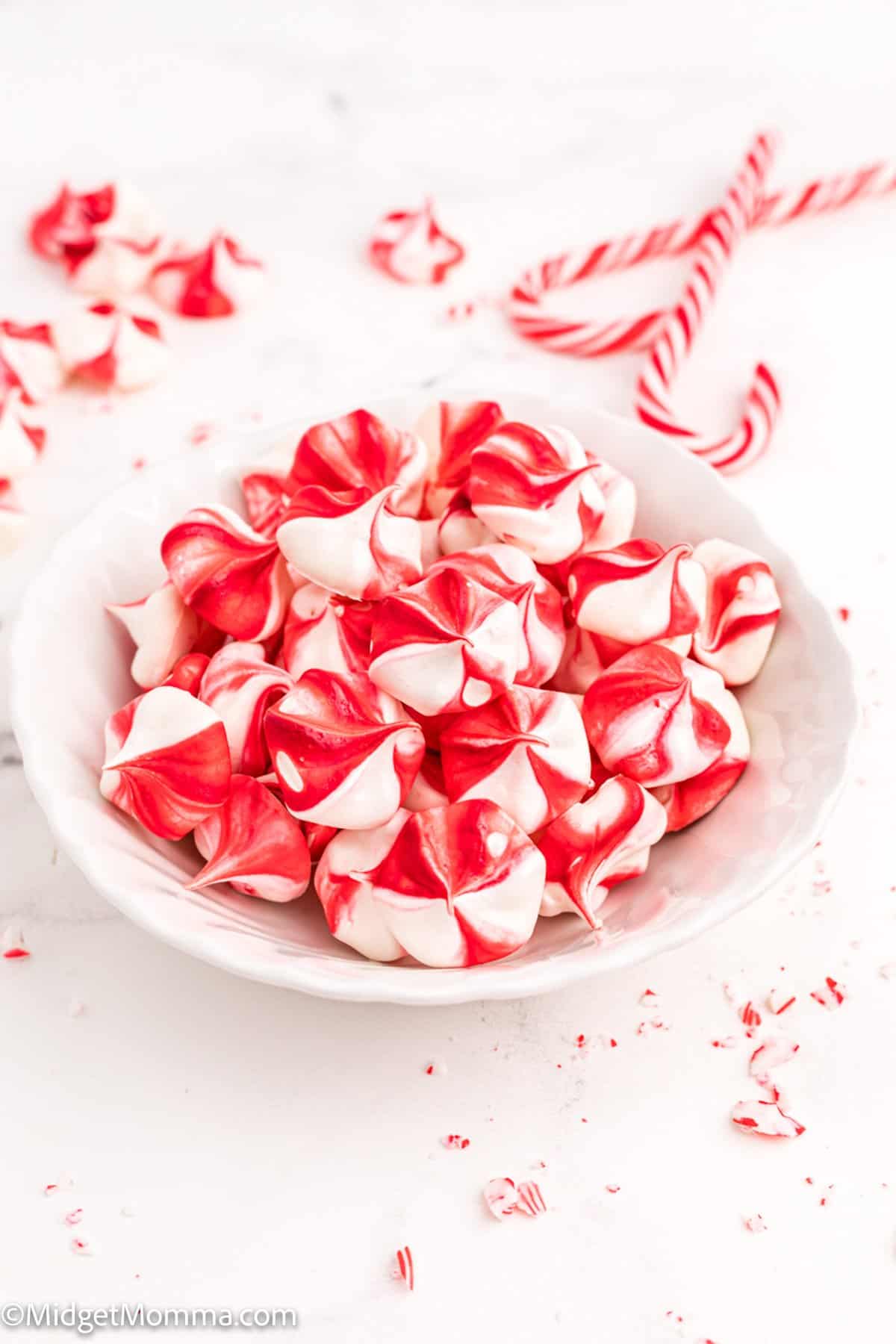 Peppermint Meringue Cookies