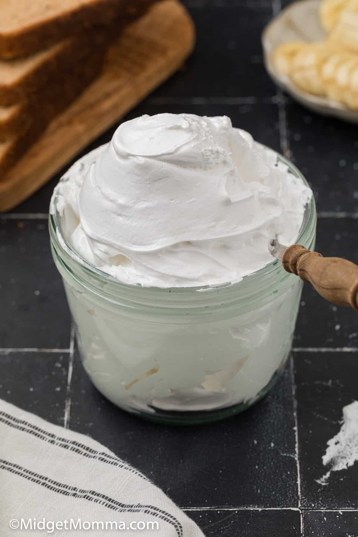 Homemade marshmallow fluff