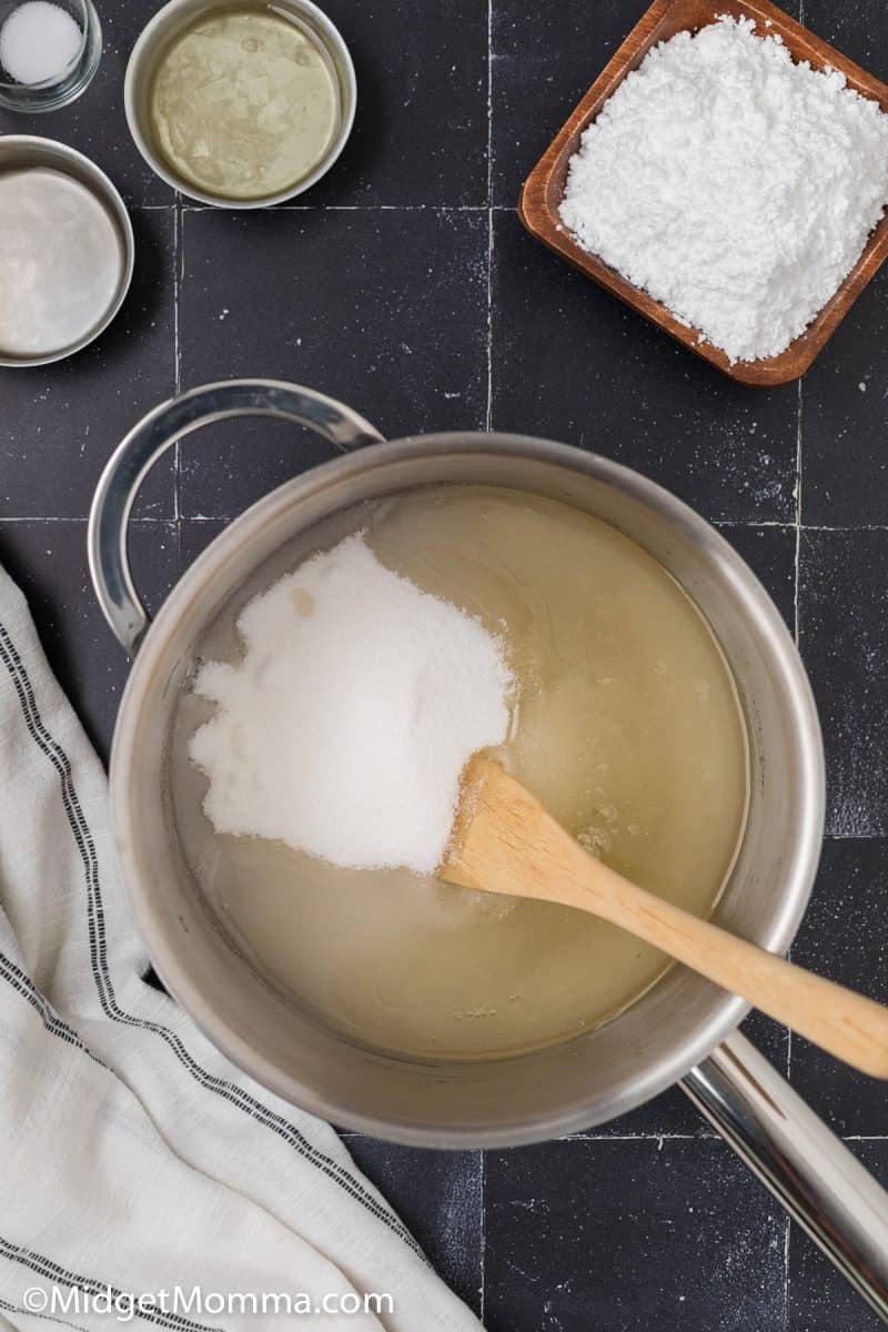 How to Make Homemade Marshmallows • MidgetMomma