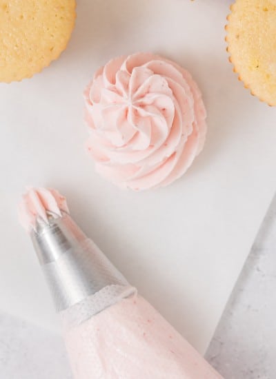 Strawberry buttercream frosting recipe