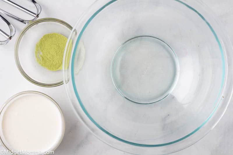 Whipped Matcha Latte Ingredients - Matcha powder, heavy cream