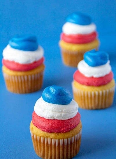 4th of july cupcakes with red white and blue buttercream frosting