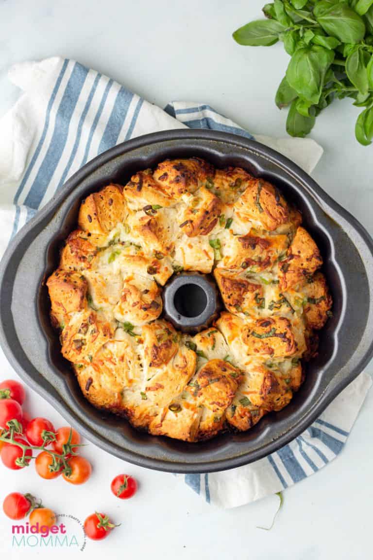 Easy Pizza Monkey Bread Recipe • MidgetMomma