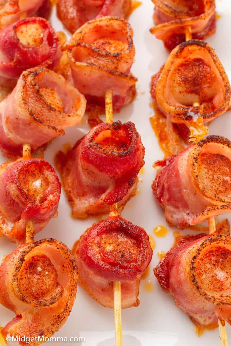 Bacon Wrapped Scallops close up photo