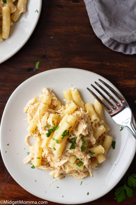 Slow Cooker Creamy Italian Chicken Pasta (Olive Garden Chicken Pasta)