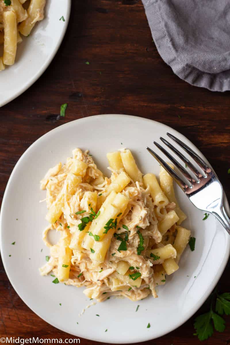 Slow Cooker Creamy Italian Chicken Pasta (Olive Garden Chicken Pasta)