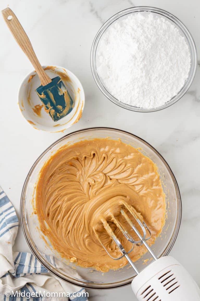 Peanut Butter Cookie Frosting! Tastes Just like Peanut Butter Cookies!