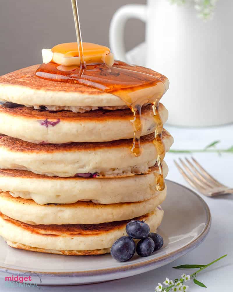 fluffiest blueberry pancakes