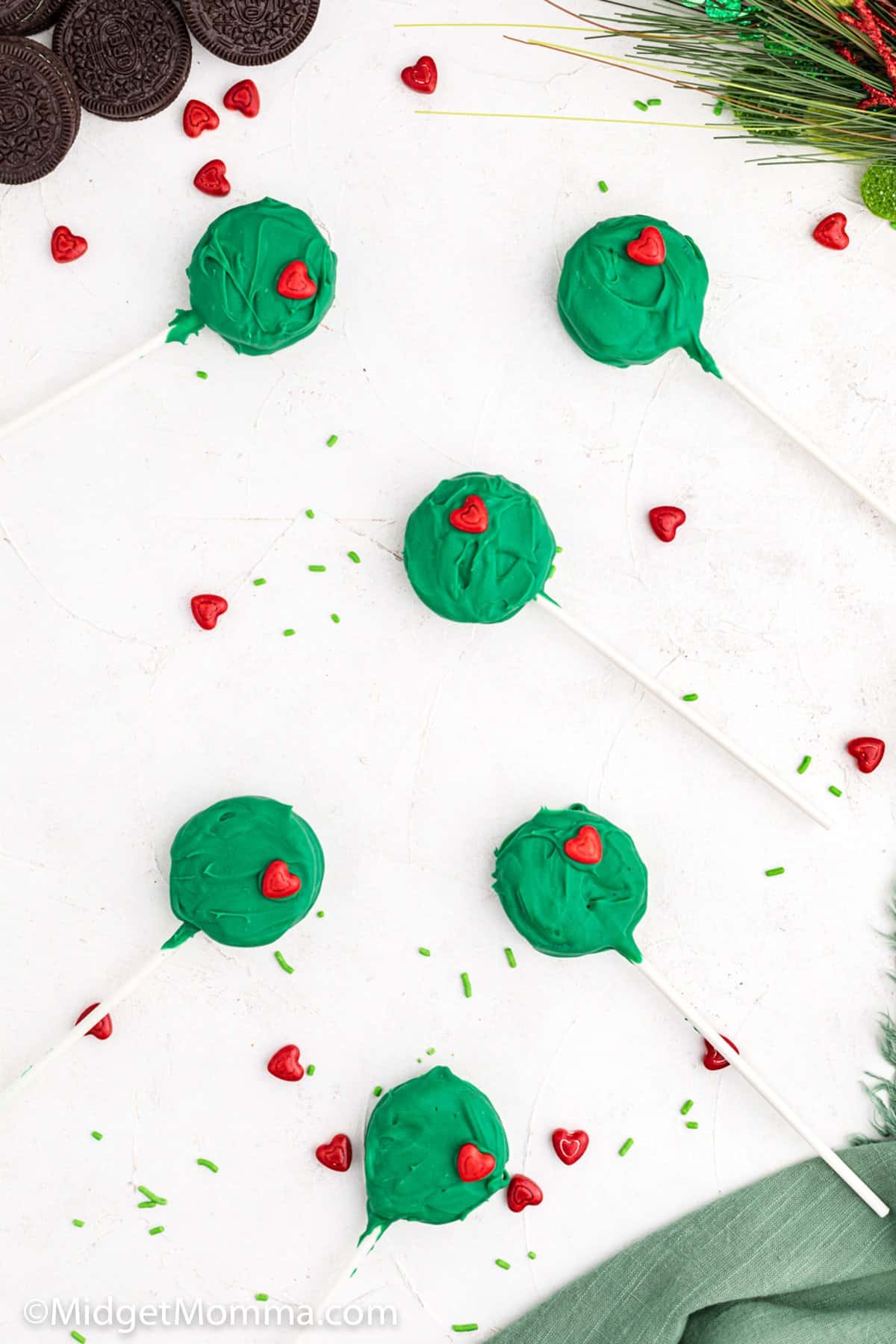 Grinch Oreo Pops