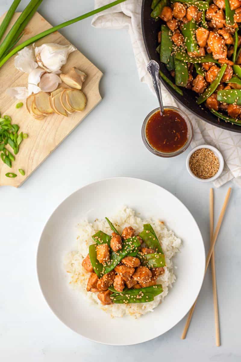 Teriyaki chicken bowl over head shot