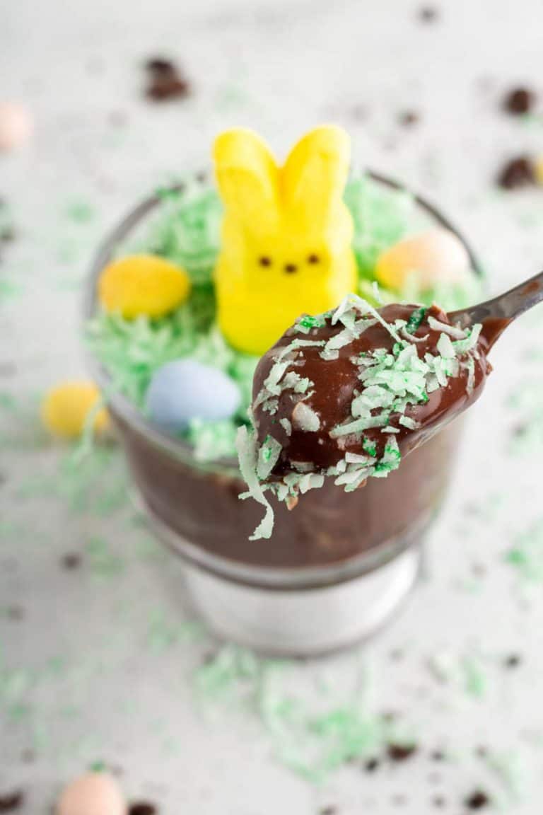 Easter Chocolate Pudding Parfaits • MidgetMomma