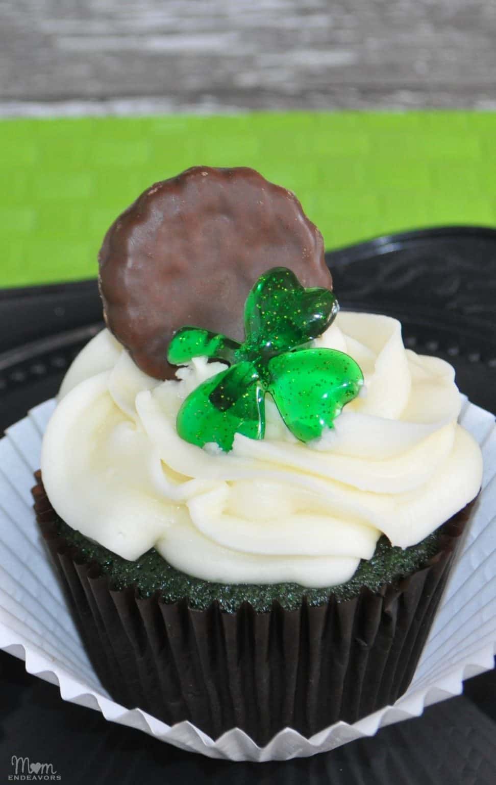 12 St Patrick's Day Cupcakes That are Sure to Bring you Good Luck!