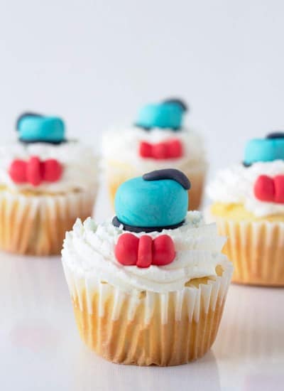 donald duck cupcakes