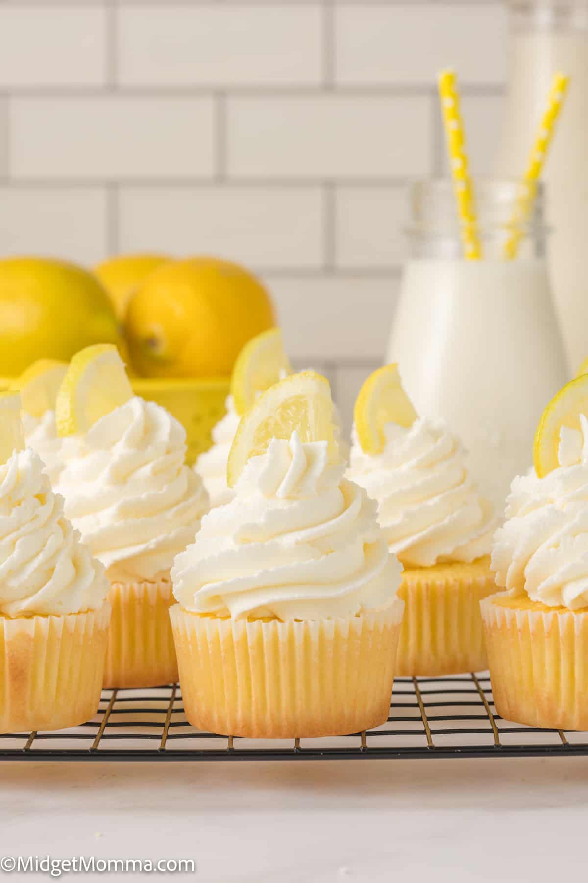 tray of Lemon Cupcake