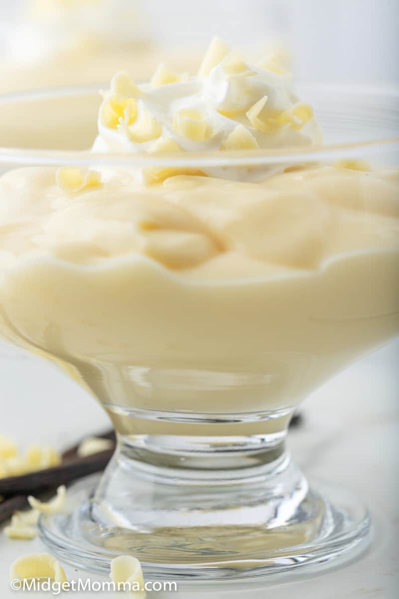 homemade vanilla pudding close up photo