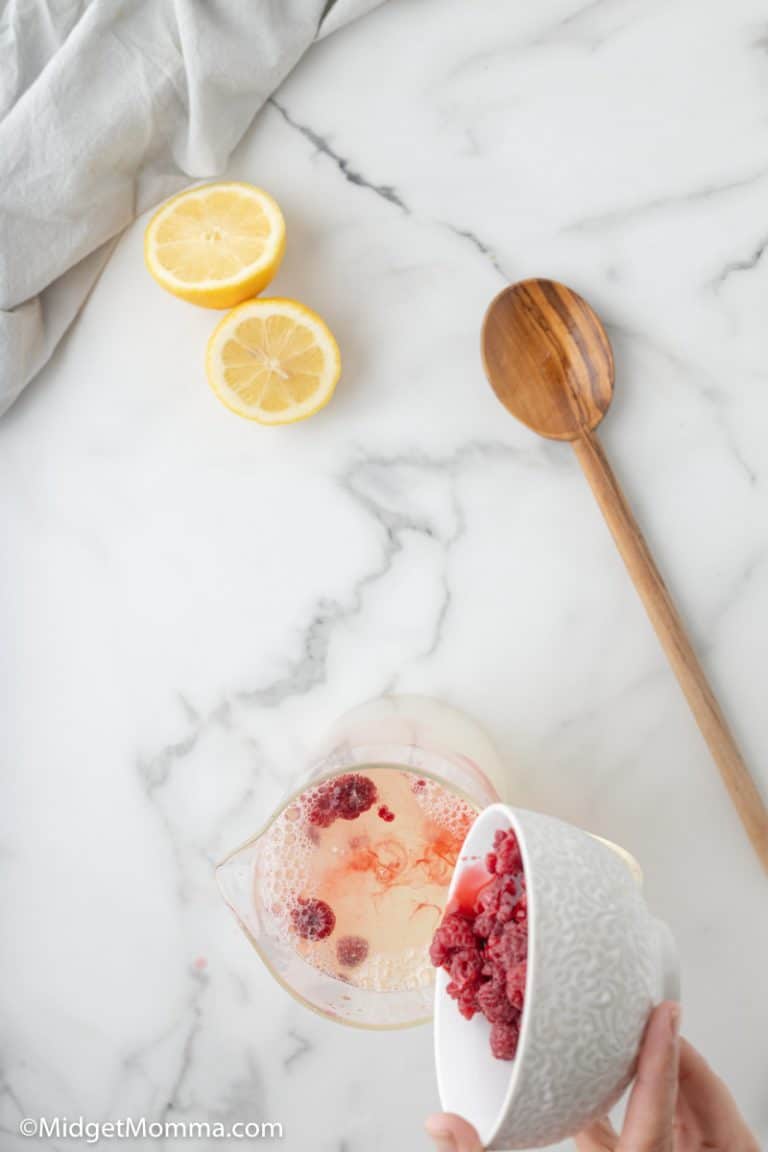 Homemade Raspberry Lemonade Recipe • MidgetMomma