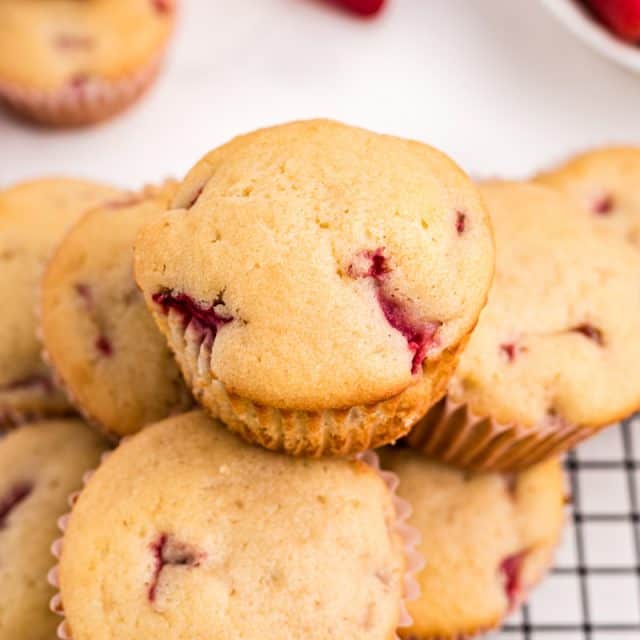 Strawberry Muffins • MidgetMomma