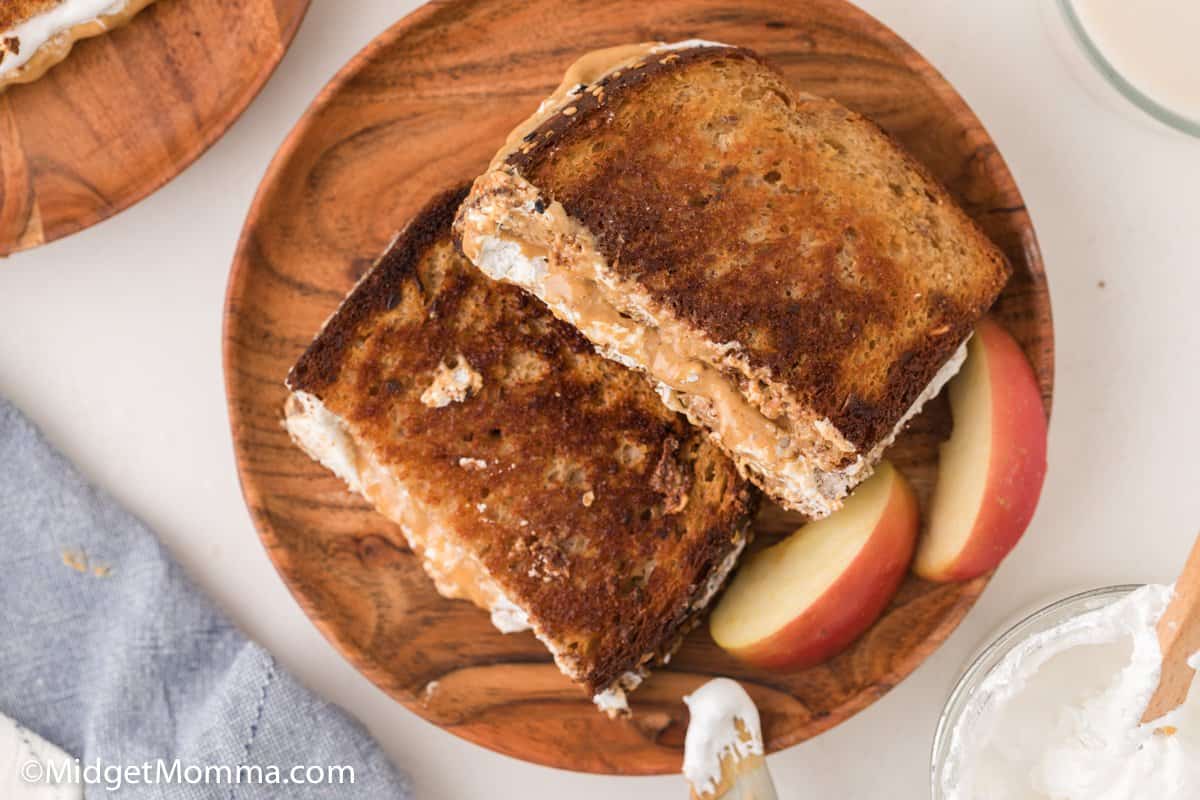 Grilled Peanut Butter and Marshmallow Fluff Sandwich • MidgetMomma