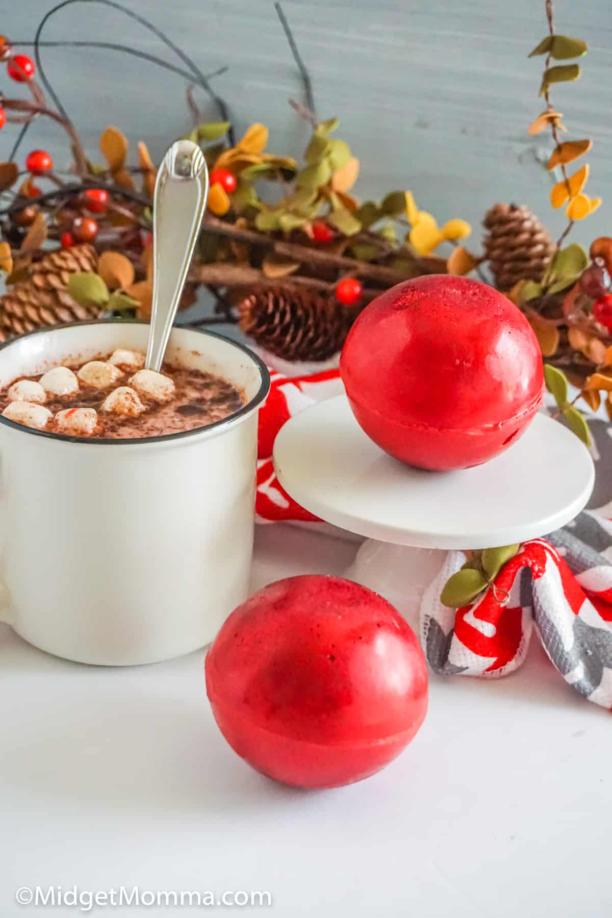 Cinnamon Hot Chocolate Bombs