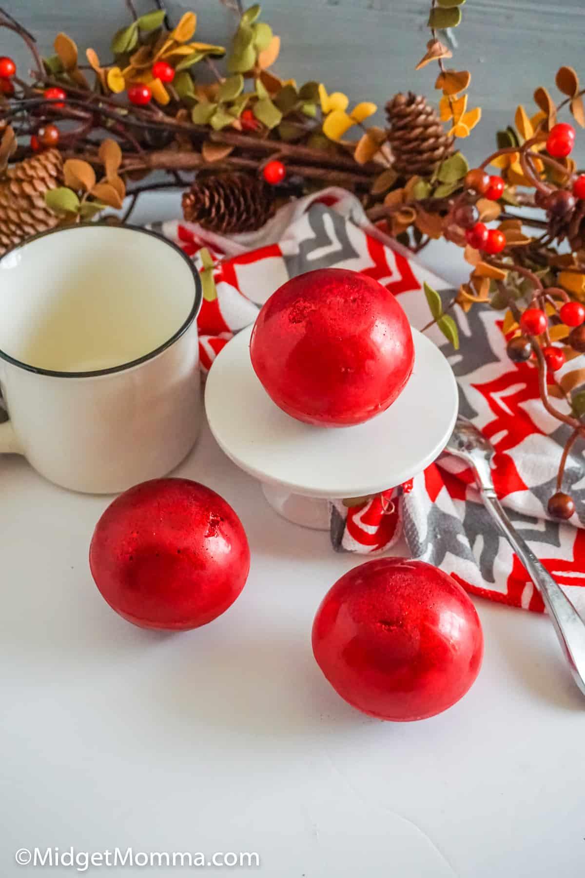 Cinnamon Hot Chocolate Bombs