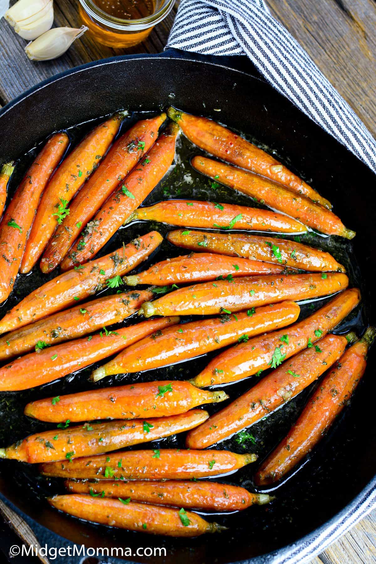 Honey Garlic Roasted Carrots 