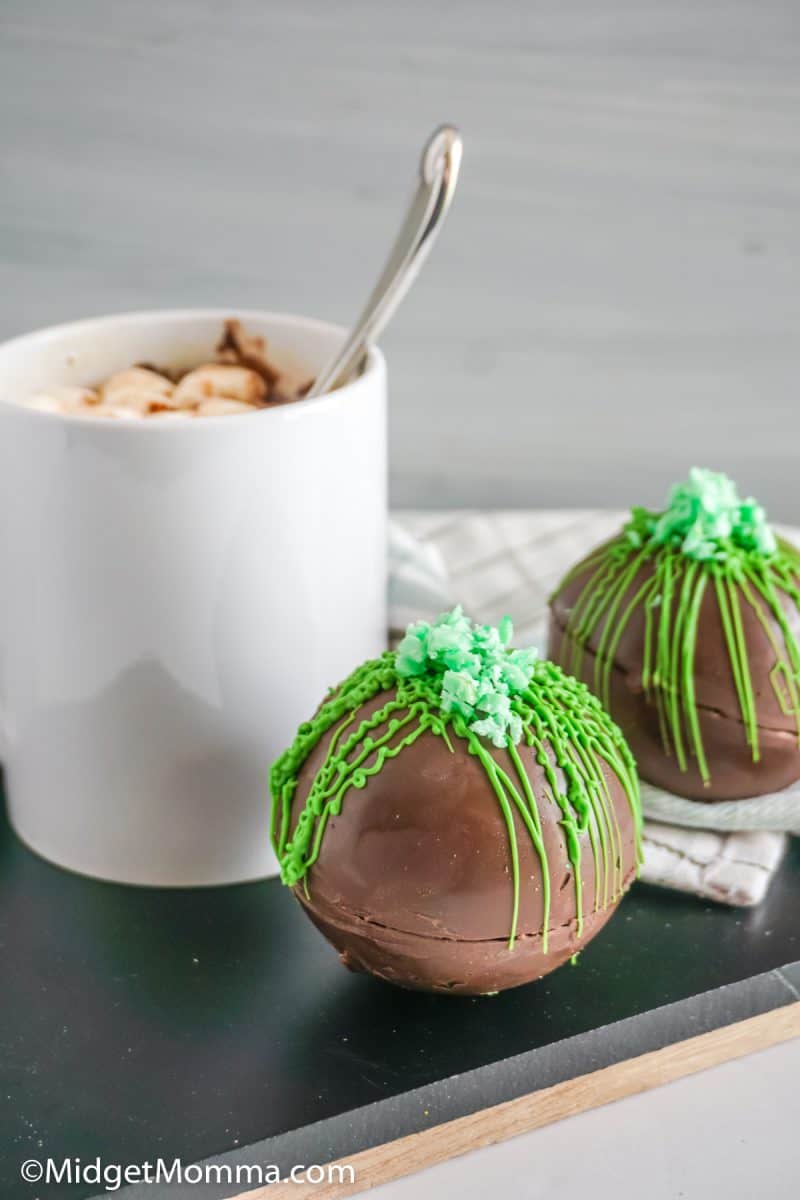 mint hot chocolate bombs