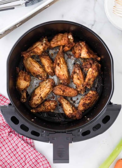 Air fryer chicken wings