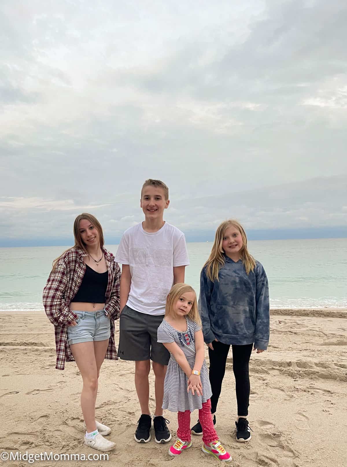 kids on the beach in fort lauderdale