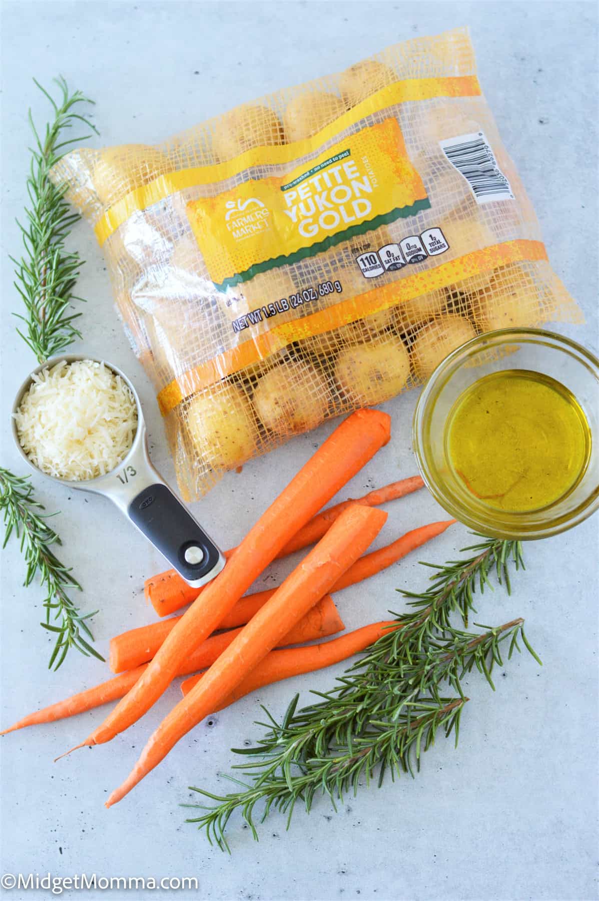 Rosemary Parmesan Roasted Carrots and Potatoes ingredients