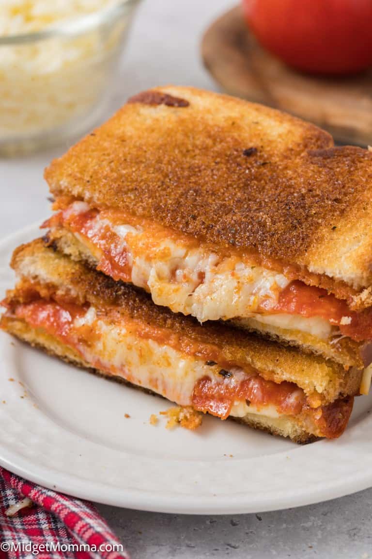 Pizza Grilled Cheese Sandwich Recipe • MidgetMomma