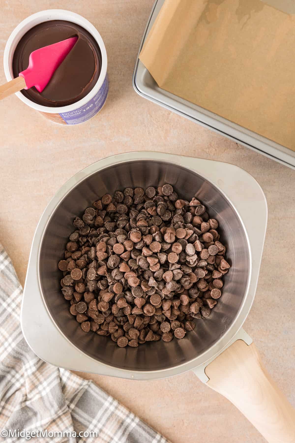 Easy Two Ingredient Chocolate Microwave Fudge Recipe ingredients 