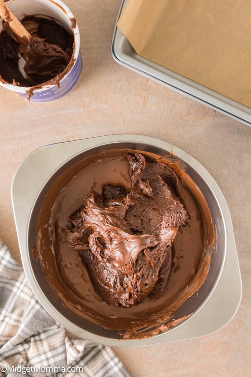 Easy Two Ingredient Chocolate Microwave Fudge Recipe