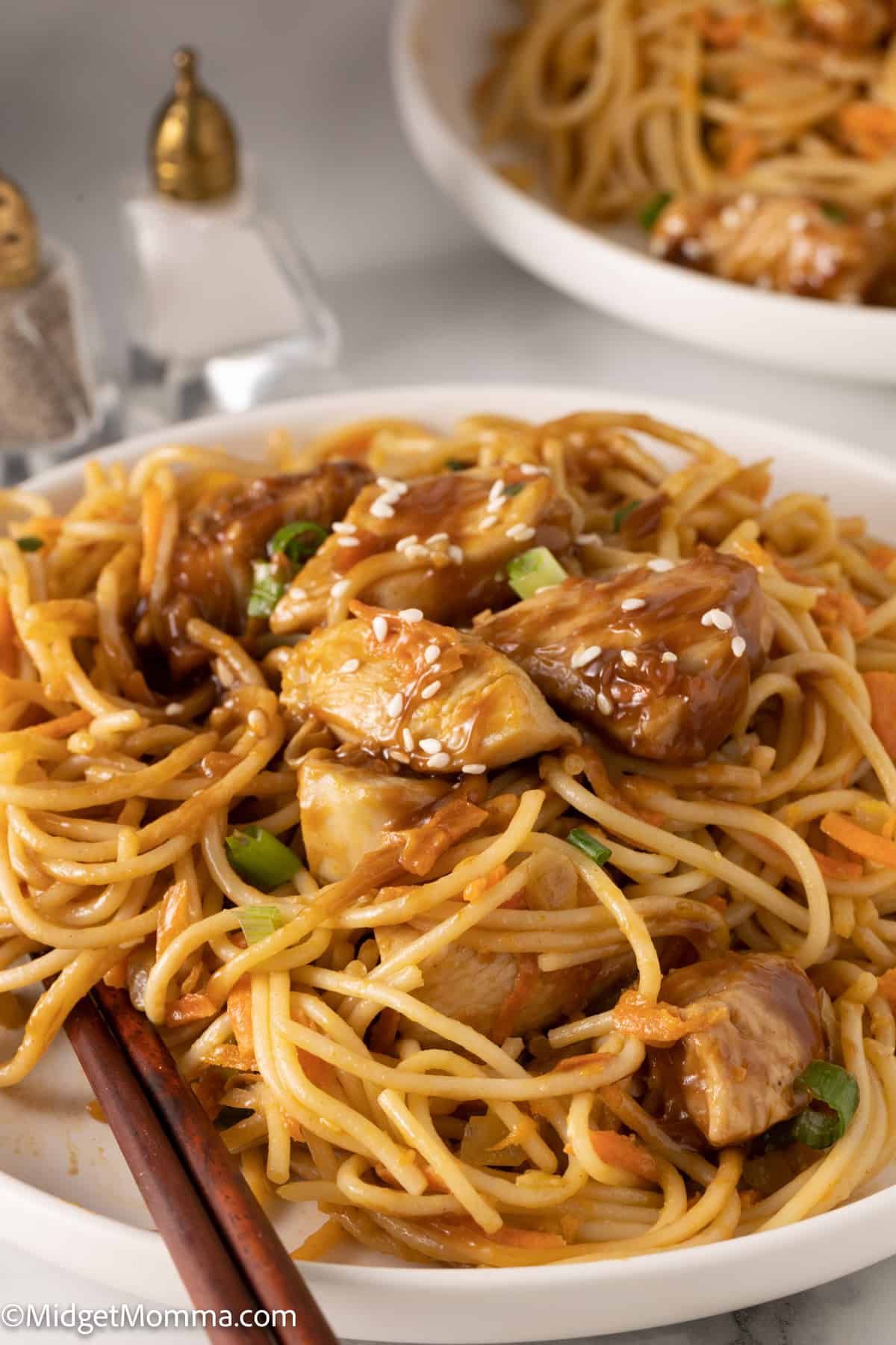 Thai Peanut Noodles with Chicken (Chicken Peanut Lo mein)