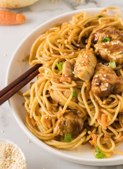 Thai Peanut Noodles with Chicken in a serving bowl